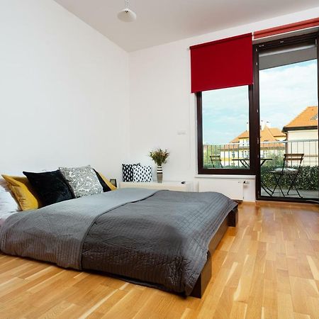 Prague Days - Family 2Bdr Apt - Garage Parking - Balcony Exterior foto